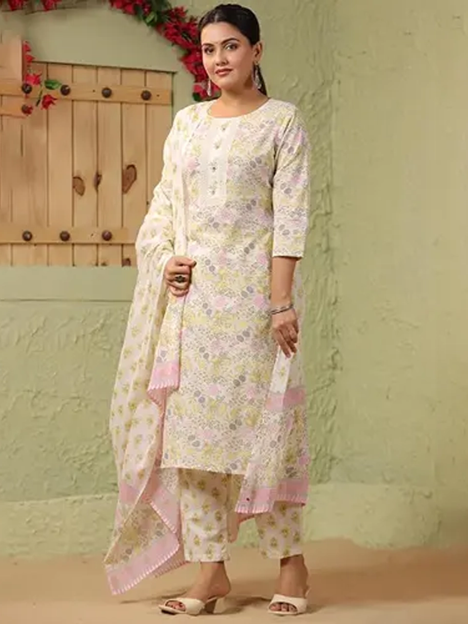 Simple Indian White Dress Suit